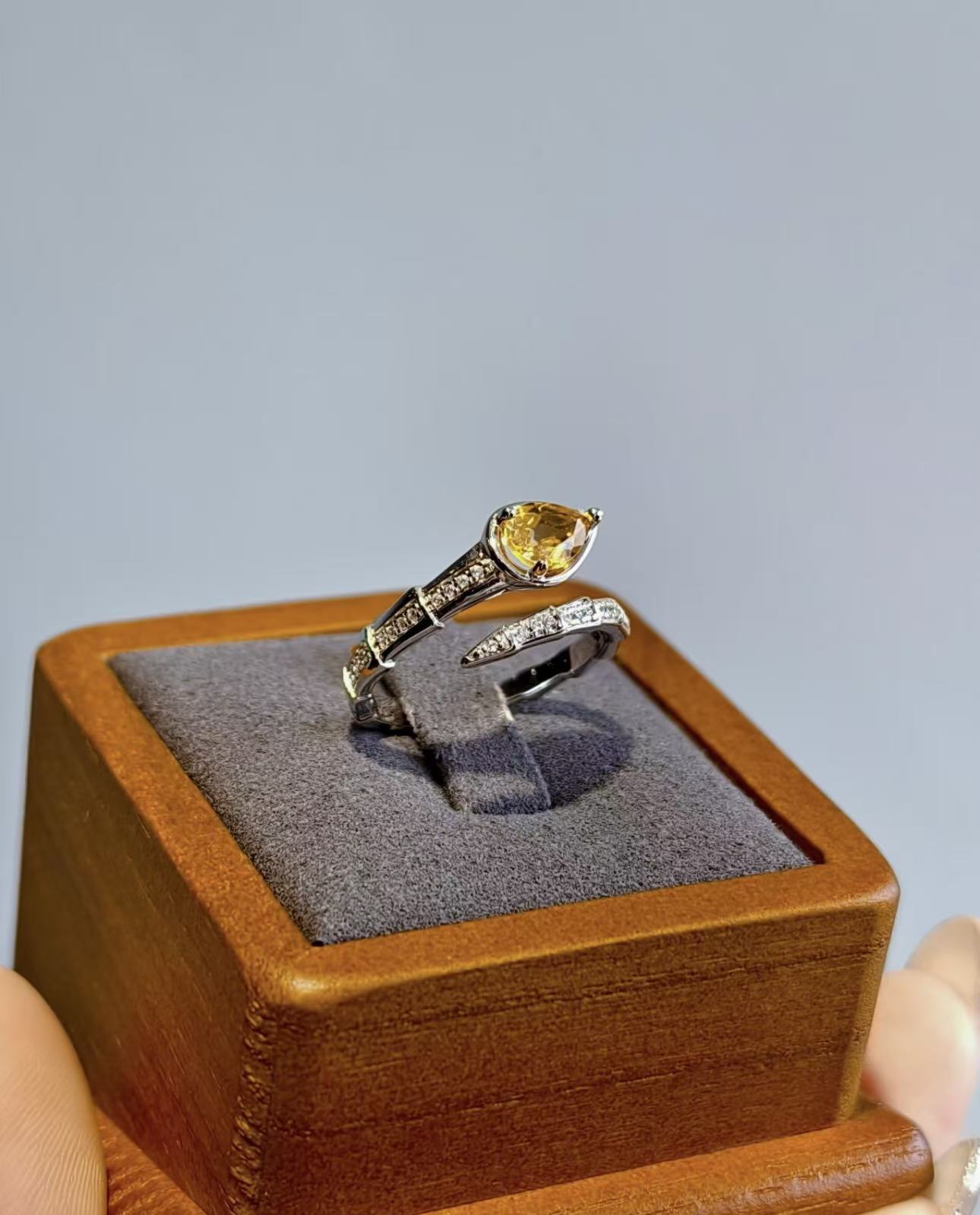 Golden yellow ring detail