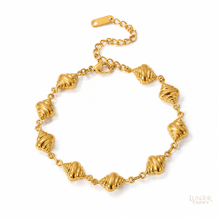 Conch Shell Bracelet — Gold Tone