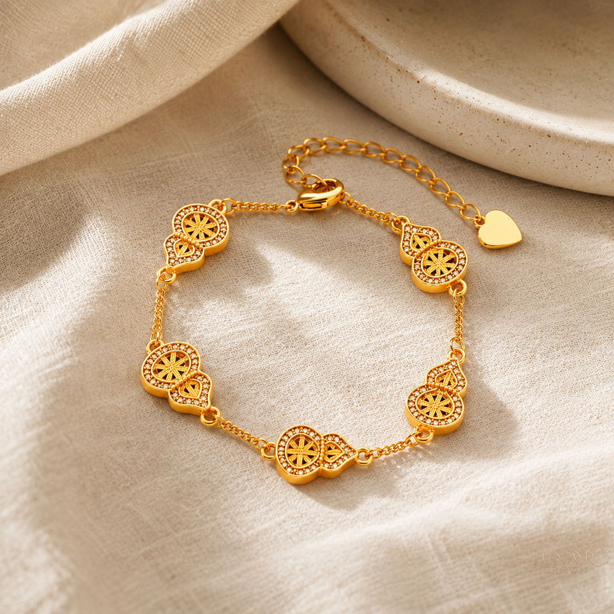 Hulu Gourd Bracelet — Gold Tone
