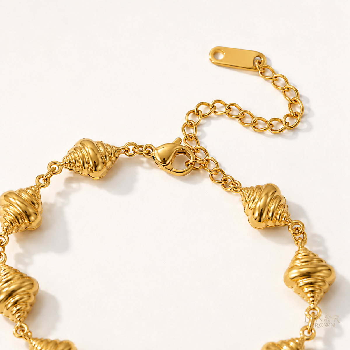 Conch Shell Bracelet — Gold Tone
