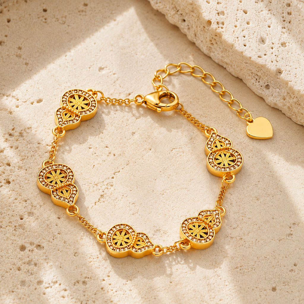 Hulu Gourd Bracelet — Gold Tone